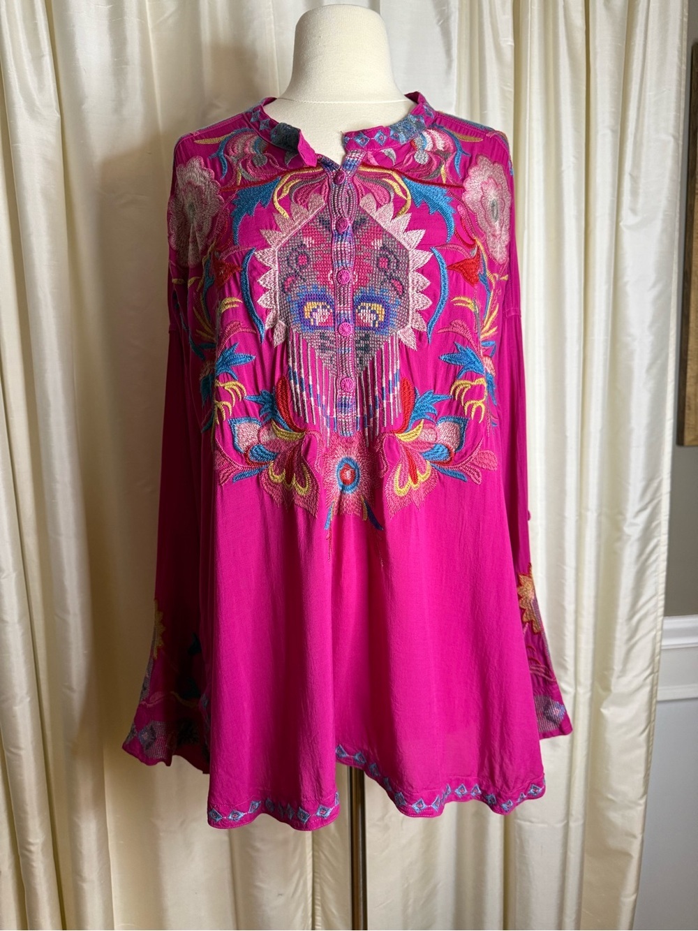Johnny Was BIYA Embroidered Tunic M Fuchsia Pink Boho Floral Peasant Top - Picture 2 of 12